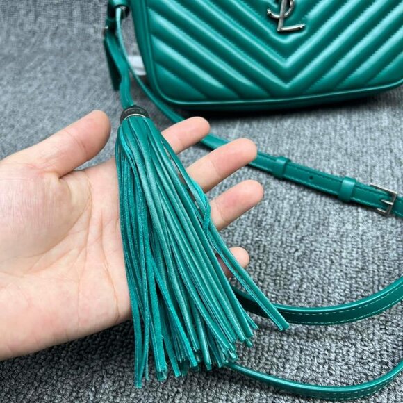 100% Authentic Yves Saint Laurent Camera Crossbody Bag - Picture 11 of 13